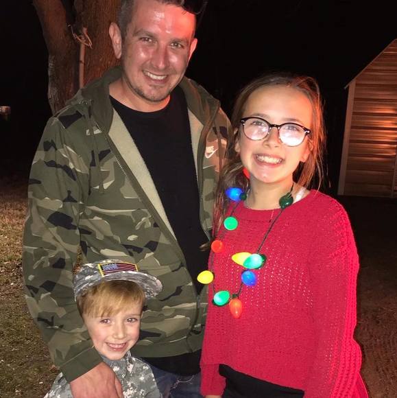 Meet your Posher, Zachary - Picture 2 of 2